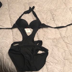 Strappy monokini